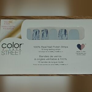 Color Street Nail Polish Strips - Light blue with navy design - Feeling Paint